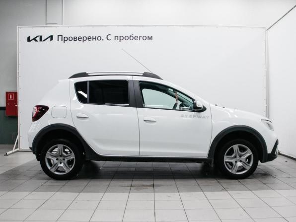 Renault Sandero II Рестайлинг с пробегом 2019 года, цена 979 000 рублей, 73493 км, хэтчбек, Автокод Объявления