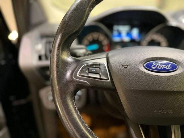 Ford Kuga II Рестайлинг с пробегом 2017 года, цена 1 299 000 рублей, 112493 км, внедорожник, Автокод Объявления