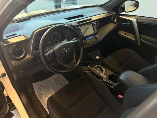 Toyota RAV4 IV (XA40) Рестайлинг с пробегом 2019 года, цена 2 599 000 рублей, 150000 км, внедорожник, Автокод Объявления