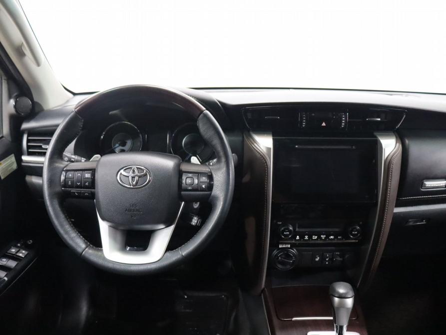 Toyota Fortuner II Москва  - изображение 14