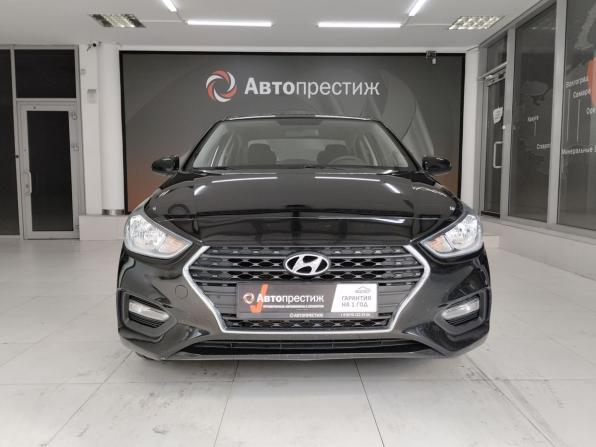 Hyundai Solaris II с пробегом 2017 года, цена 1 050 000 рублей, 173533 км, седан, Автокод Объявления