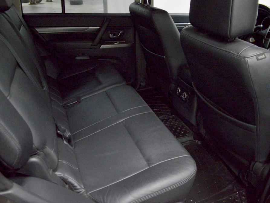 Mitsubishi Pajero IV Рестайлинг 2 Санкт-Петербург  - изображение 13