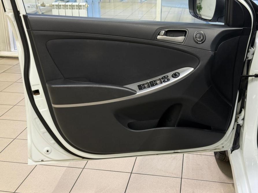 Hyundai Solaris I Рестайлинг Волгоград  - изображение 14