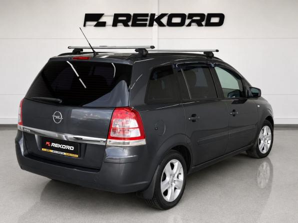 Opel Zafira B Рестайлинг с пробегом 2012 года, цена 899 000 рублей, 107882 км, компактвэн, Автокод Объявления