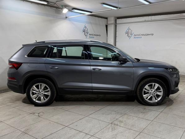 Skoda Kodiaq I Рестайлинг с пробегом 2022 года, цена 3 639 800 рублей, 49000 км, внедорожник, Автокод Объявления