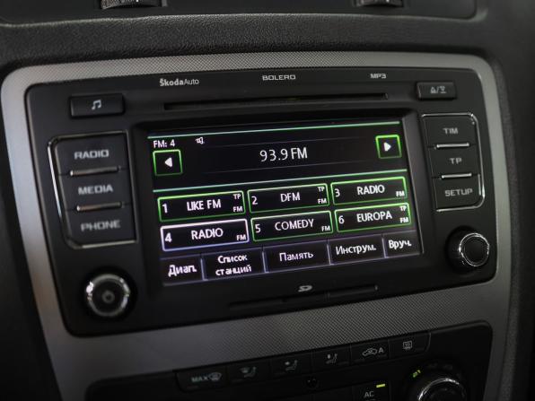 Skoda Octavia II (A5) Рестайлинг с пробегом 2013 года, цена 1 159 000 рублей, 137670 км, лифтбек, Автокод Объявления