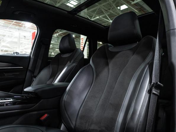 Geely Monjaro I с пробегом 2024 года, цена 3 570 000 рублей, 33156 км, внедорожник, Автокод Объявления