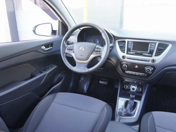Hyundai Solaris II с пробегом 2019 года, цена 1 170 000 рублей, 219354 км, седан, Автокод Объявления