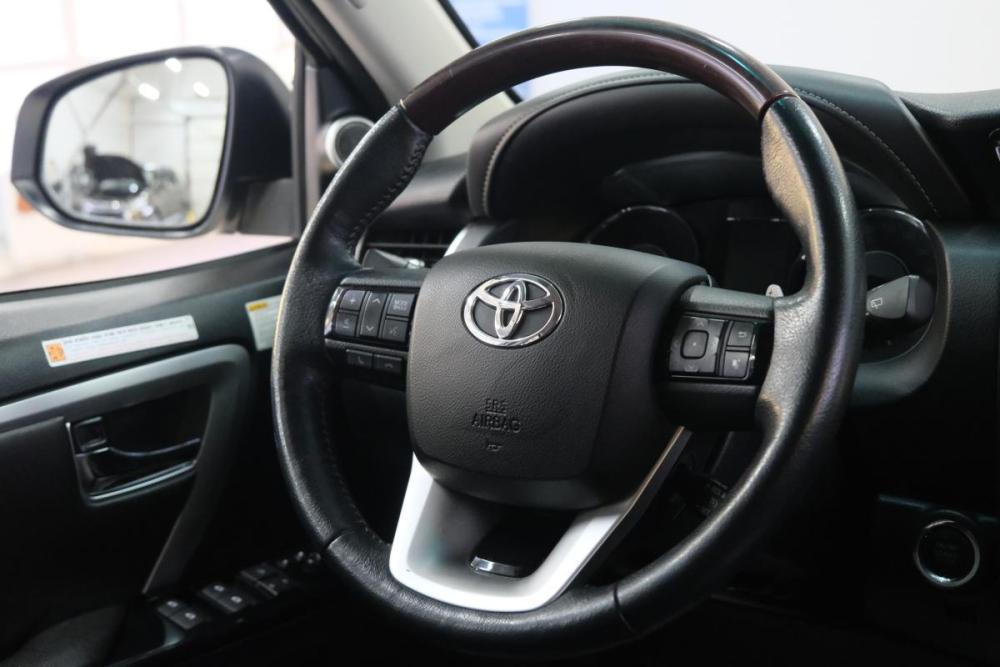 Toyota Fortuner II Омск  - изображение 14