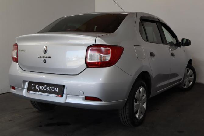 Renault Logan II с пробегом 2017 года, цена 699 000 рублей, 155000 км, седан, Автокод Объявления