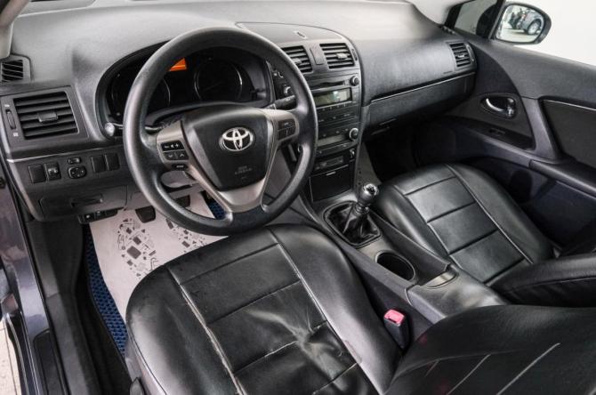Toyota Avensis III с пробегом 2010 года, цена 1 229 000 рублей, 165100 км, седан, Автокод Объявления