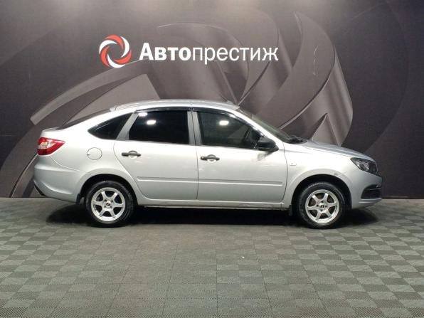 Lada (ВАЗ) Granta I Рестайлинг с пробегом 2021 года, цена 675 000 рублей, 86470 км, лифтбек, Автокод Объявления