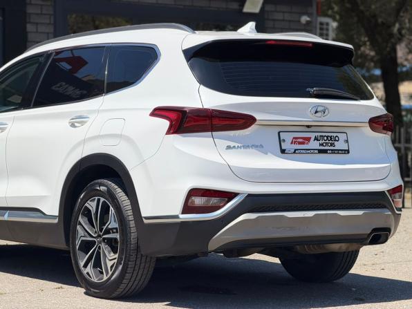 Hyundai Santa Fe IV с пробегом 2019 года, цена 2 720 000 рублей, 127792 км, внедорожник, Автокод Объявления