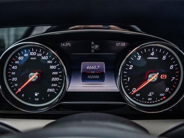 Mercedes-Benz E-Класс V (W213 S213 C238) с пробегом 2016 года, цена 2 758 000 рублей, 102091 км, седан, Автокод Объявления