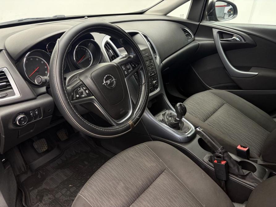 Opel Astra J Рестайлинг Ростов-на-Дону  - изображение 8
