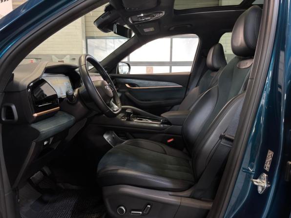 Geely Monjaro I с пробегом 2023 года, цена 2 499 000 рублей, 230000 км, внедорожник, Автокод Объявления