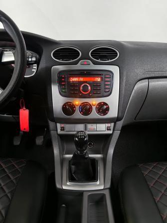 Ford Focus II Рестайлинг с пробегом 2010 года, цена 424 000 рублей, 350764 км, хэтчбек, Автокод Объявления