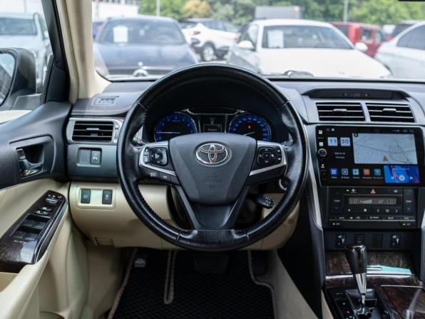 Toyota Camry VII (XV50) Рестайлинг с пробегом 2015 года, цена 1 999 000 рублей, 232357 км, седан, Автокод Объявления