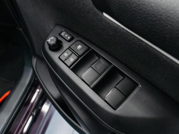 Toyota Yaris IV с пробегом 2020 года, цена 1 500 000 рублей, 37225 км, хэтчбек, Автокод Объявления