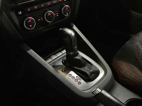 Volkswagen Jetta VI с пробегом 2014 года, цена 1 159 990 рублей, 98569 км, седан, Автокод Объявления