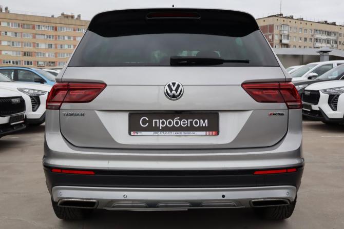 Volkswagen Tiguan II с пробегом 2020 года, цена 2 429 000 рублей, 166000 км, внедорожник, Автокод Объявления