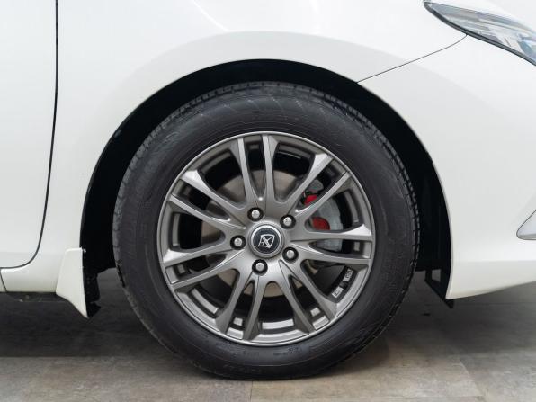 Toyota Auris II Рестайлинг с пробегом 2016 года, цена 1 455 000 рублей, 90000 км, хэтчбек, Автокод Объявления