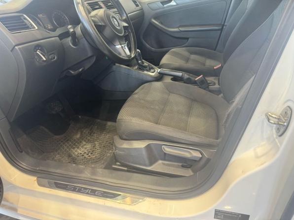 Volkswagen Jetta VI с пробегом 2014 года, цена 1 195 000 рублей, 186000 км, седан, Автокод Объявления