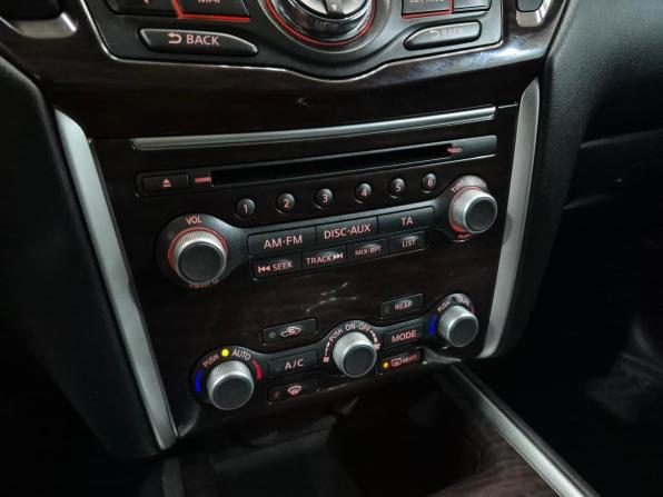 Nissan Pathfinder IV с пробегом 2015 года, цена 1 745 000 рублей, 217400 км, внедорожник, Автокод Объявления
