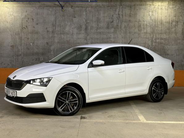 Skoda Rapid II с пробегом 2021 года, цена 1 599 000 рублей, 76366 км, лифтбек, Автокод Объявления