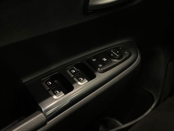 Kia Rio IV с пробегом 2017 года, цена 1 299 900 рублей, 116700 км, седан, Автокод Объявления