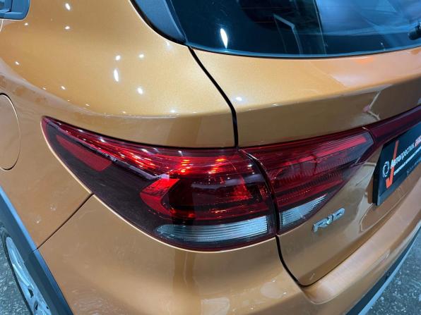 Kia Rio IV с пробегом 2019 года, цена 1 420 000 рублей, 77130 км, хэтчбек, Автокод Объявления