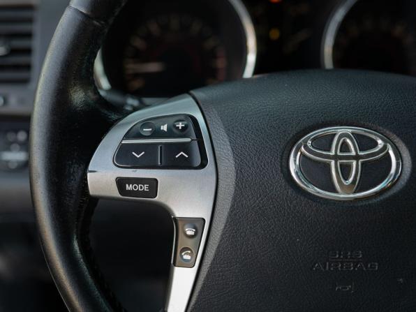 Toyota Highlander II (XU40) Рестайлинг с пробегом 2011 года, цена 1 770 000 рублей, 265155 км, внедорожник, Автокод Объявления