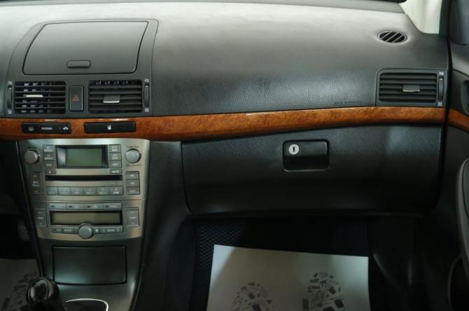 Toyota Avensis II Рестайлинг с пробегом 2007 года, цена 799 000 рублей, 197000 км, седан, Автокод Объявления