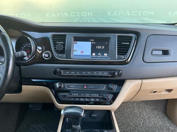Kia Carnival III с пробегом 2019 года, цена 2 630 000 рублей, 102350 км, минивэн, Автокод Объявления
