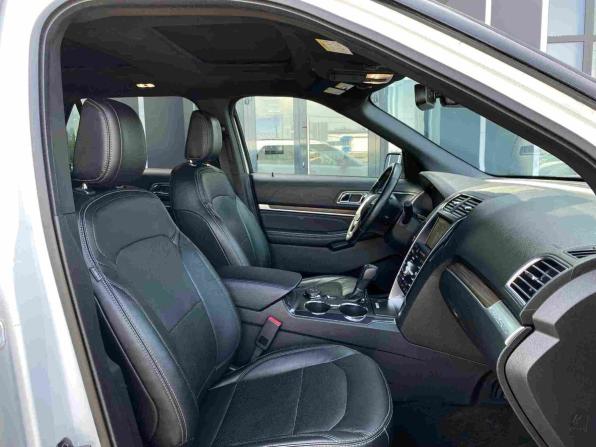 Ford Explorer V Рестайлинг 2 с пробегом 2018 года, цена 3 499 000 рублей, 125100 км, внедорожник, Автокод Объявления