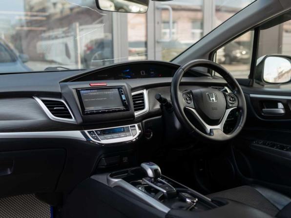 Honda Jade I с пробегом 2015 года, цена 1 200 000 рублей, 219935 км, компактвэн, Автокод Объявления
