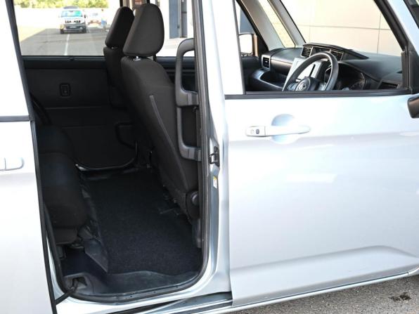 Toyota Roomy I Рестайлинг с пробегом 2021 года, цена 1 149 000 рублей, 89786 км, микровэн, Автокод Объявления