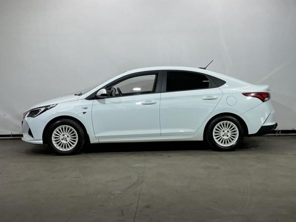 Hyundai Solaris II Рестайлинг с пробегом 2020 года, цена 1 590 000 рублей, 135697 км, седан, Автокод Объявления