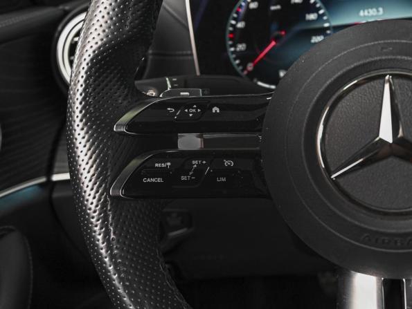 Mercedes-Benz E-Класс V (W213 S213 C238) Рестайлинг с пробегом 2021 года, цена 4 998 938 рублей, 93799 км, седан, Автокод Объявления