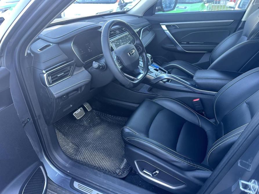 Geely Atlas Pro Москва  - изображение 5