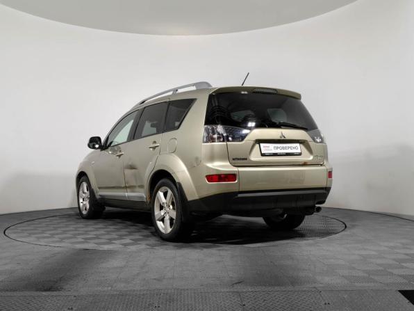 Mitsubishi Outlander II с пробегом 2007 года, цена 795 000 рублей, 223298 км, внедорожник, Автокод Объявления