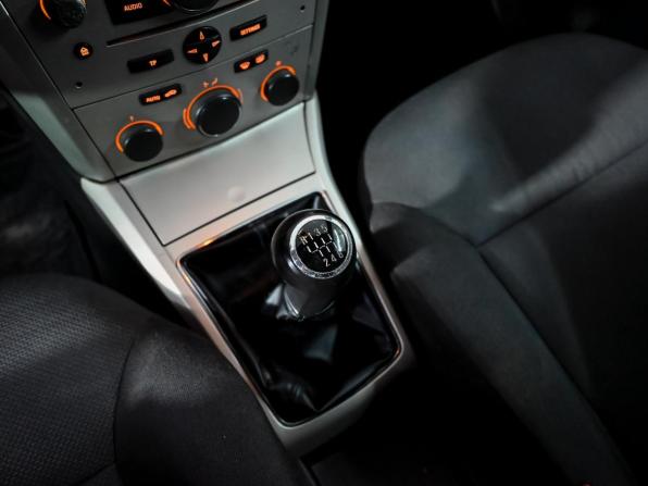 Opel Astra H с пробегом 2007 года, цена 300 000 рублей, 206497 км, универсал, Автокод Объявления