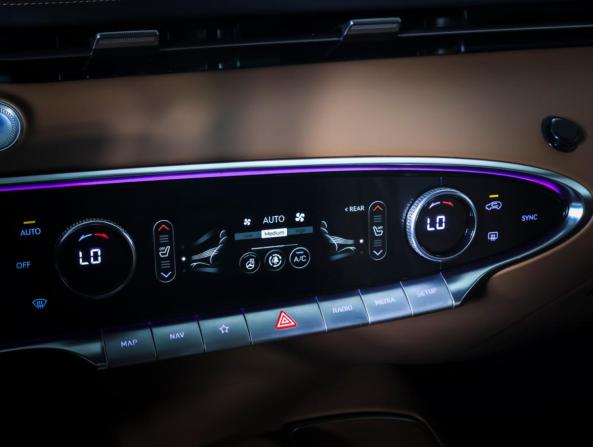 Genesis GV70 I с пробегом 2021 года, цена 3 924 000 рублей, 144500 км, внедорожник, Автокод Объявления