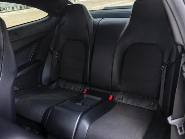 Mercedes-Benz C-Класс III (W204) Рестайлинг с пробегом 2012 года, цена 1 230 000 рублей, 212000 км, купе, Автокод Объявления