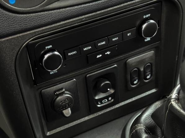 Lada (ВАЗ) Niva Travel I с пробегом 2024 года, цена 1 079 000 рублей, 22172 км, внедорожник, Автокод Объявления