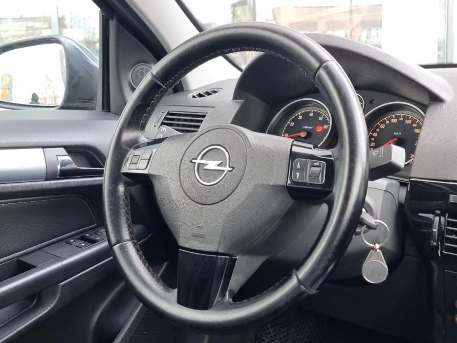 Opel Astra H Рестайлинг Архангельск  - изображение 14
