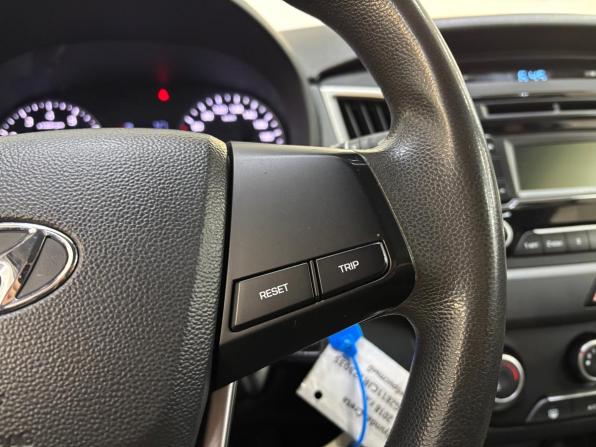 Hyundai Creta I с пробегом 2018 года, цена 1 795 000 рублей, 98589 км, внедорожник, Автокод Объявления