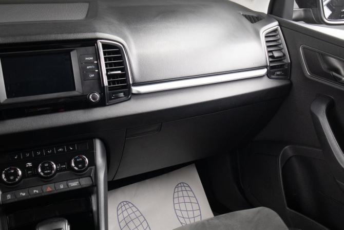 Skoda Karoq I с пробегом 2020 года, цена 2 249 000 рублей, 110532 км, внедорожник, Автокод Объявления