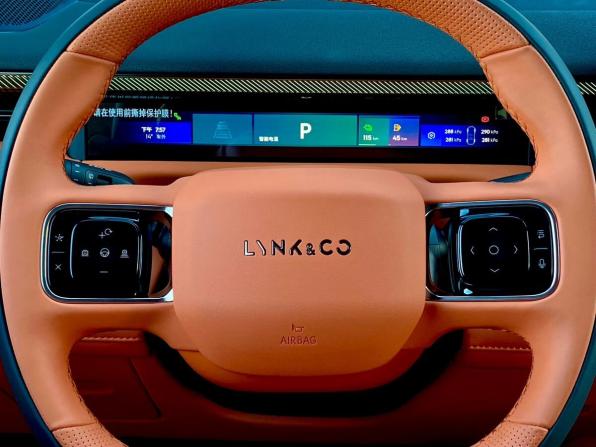 Новый Lynk &amp; Co 900 2025 года, цена 7 650 000 рублей, внедорожник, Автокод Объявления
