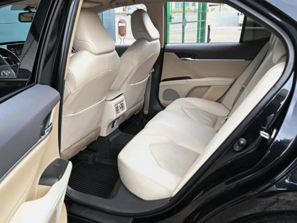 Toyota Camry VIII (XV70) Рестайлинг с пробегом 2021 года, цена 2 744 000 рублей, 115059 км, седан, Автокод Объявления